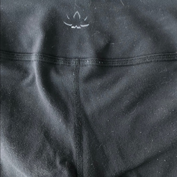 Beyond yoga capris - Picture 4 of 6